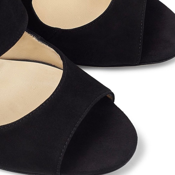 Brand new in box
Jimmy Choo Saf 85 Suede Sandal with Swarovski Crystals - Picture 3 of 7